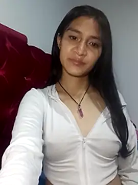 Snapshot of KarolaMendez chatting on 04/25/26, 03:20 KarolaMendez online show from 04/25/26, 03:20