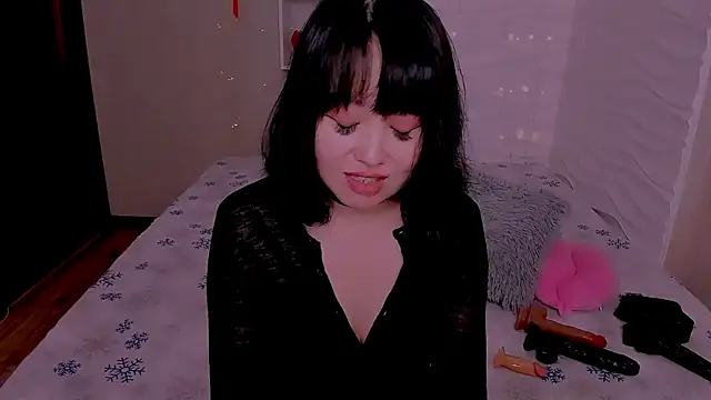 Akiko Yun online show from 07/11/26, 12:46