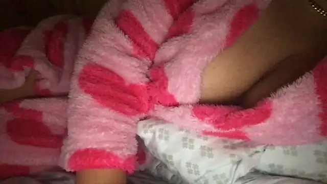 Snapshot of Lacey4y1 chatting on 04/10/26, 03:23 Lacey4y1 online show from 04/10/26, 03:23