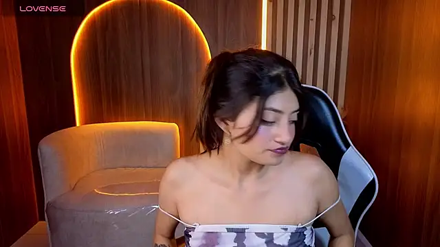 Snapshot of Lia_queen_tx chatting on 05/16/26, 03:14 Lia queen tx online show from 05/16/26, 03:14