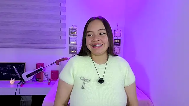 Snapshot of cherry_valeria chatting on 06/21/26, 02:58 cherry valeria online show from 06/21/26, 02:58