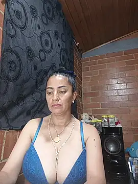Snapshot of Alexandrina chatting on 05/16/26, 12:07 Alexandrina online show from 05/16/26, 12:07