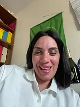 Snapshot of Alex_Svift chatting on 06/10/26, 02:27 Alex Svift online show from 06/10/26, 02:27