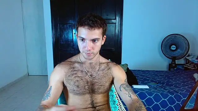 Snapshot of Seaboy_ chatting on 03/26/26, 02:28 Seaboy online show from 03/26/26, 02:28