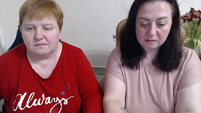 Snapshot of Lindy-Jeanie chatting on 03/16/26, 06:01 Lindy-Jeanie online show from 03/16/26, 06:01