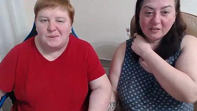 Snapshot of Lindy-Jeanie chatting on 03/18/26, 08:01 Lindy-Jeanie online show from 03/18/26, 08:01