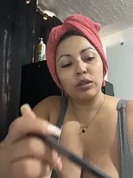 Snapshot of karlyprintt chatting on 06/04/26, 02:34 karlyprintt online show from 06/04/26, 02:34