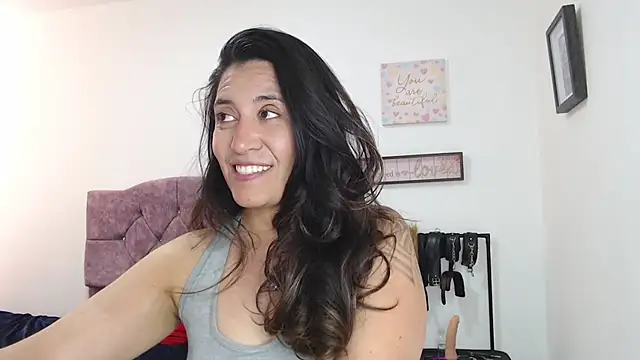 violeta scott online show from 07/28/26, 06:20