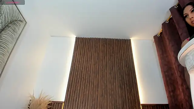 Mia hornny  online show from 06/17/26, 09:27