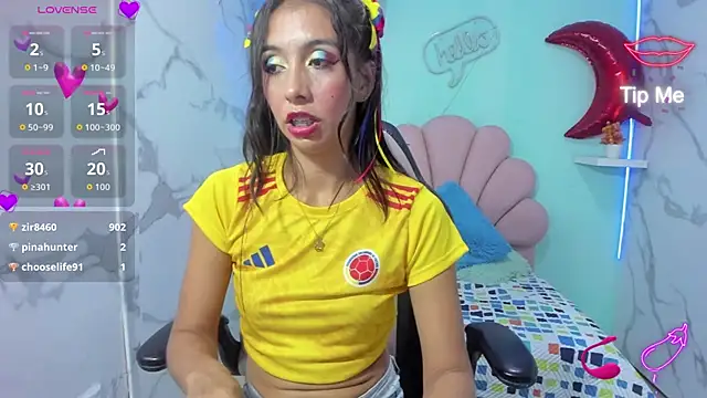 sandra petite19 online show from 06/18/26, 09:36
