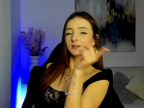 Snapshot of Lilyt_Cooper chatting on 04/16/26, 04:13 Lilyt Cooper online show from 04/16/26, 04:13
