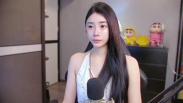XiaoYuBao- online show from 06/07/26, 04:33