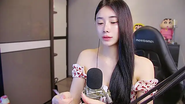 XiaoYuBao- online show from 06/11/26, 02:53