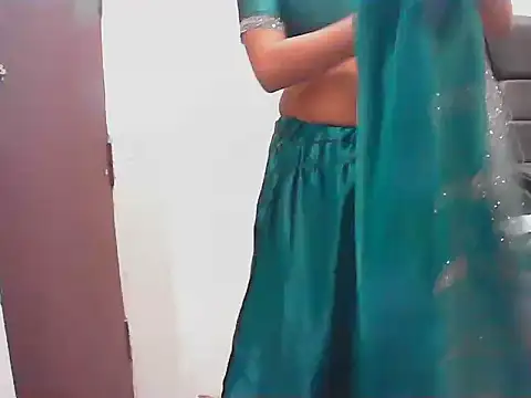 ragini bby online show from 06/19/26, 01:43
