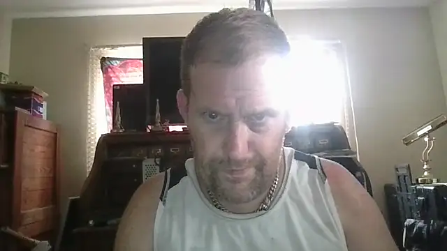 Snapshot of strokingjoe14585 chatting on 06/08/26, 09:59 strokingjoe14585 online show from 06/08/26, 09:59