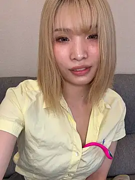 Snapshot of una2001 chatting on 06/01/26, 01:40 una2001 online show from 06/01/26, 01:40