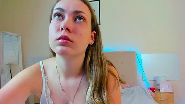 MelanieCuty online show from 07/20/26, 05:33