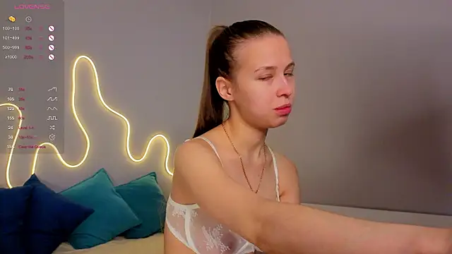 Emma dream  online show from 07/13/26, 01:41