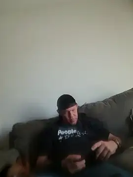 yourMasterisBored online show from 05/11/26, 04:04
