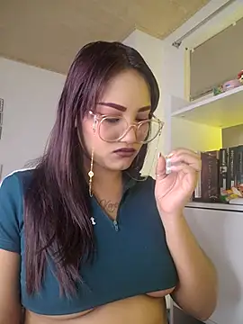 Alejitha-23 online show from 04/25/26, 11:02
