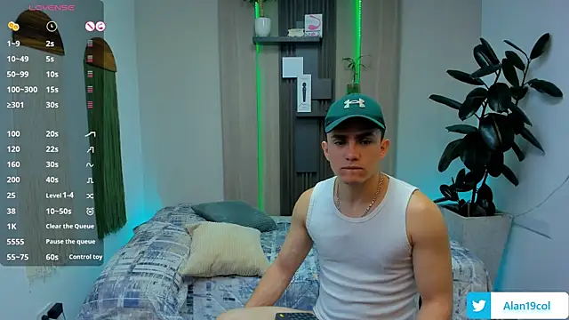 Snapshot of alan_nd_kevin2 chatting on 04/19/26, 12:04 alan nd kevin2 online show from 04/19/26, 12:04