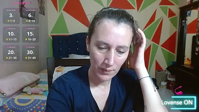 Snapshot of Mariam_wish chatting on 05/26/26, 04:25 Mariam wish online show from 05/26/26, 04:25