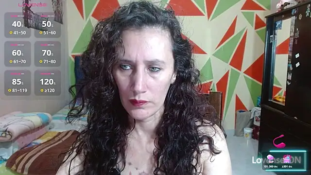 Snapshot of Mariam_wish chatting on 05/28/26, 06:27 Mariam wish online show from 05/28/26, 06:27