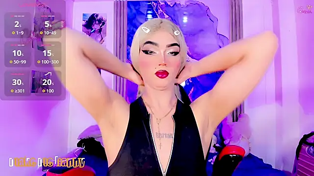 Snapshot of blonde_queen- chatting on 06/05/26, 10:37 blonde queen- online show from 06/05/26, 10:37