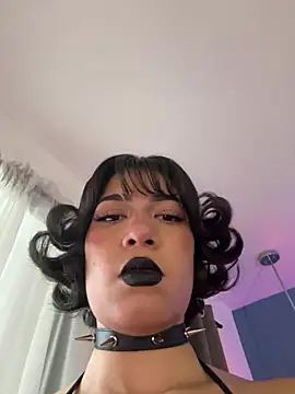 Snapshot of Liana_Fem_ chatting on 06/26/26, 12:42 Liana Fem online show from 06/26/26, 12:42