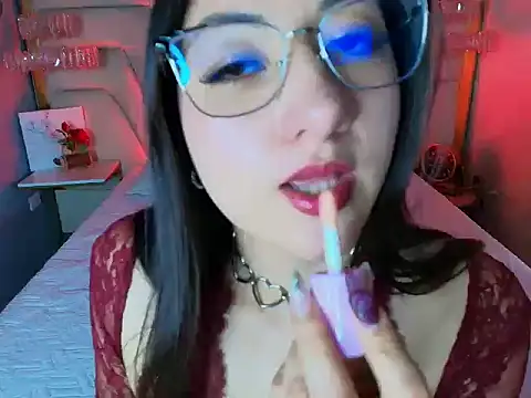Snapshot of Miila_18 chatting on 06/11/26, 11:36 Miila 18 online show from 06/11/26, 11:36