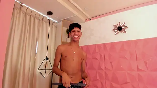 Ethan qop online show from 07/28/26, 05:23