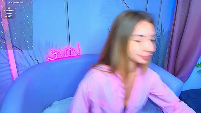 Eva  Morris online show from 06/11/26, 02:00