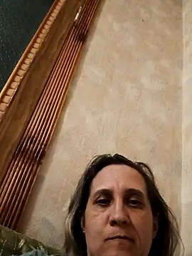 KatieLove133 online show from 06/15/26, 10:12