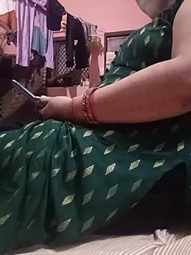 Gujju bhabhi69 online show from 06/03/26, 05:18