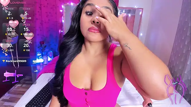 BiancaBooty online show from 06/17/26, 09:01