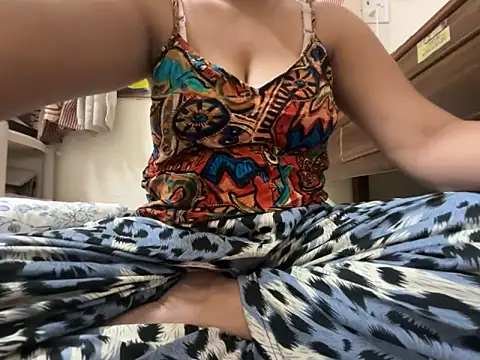 Noor Sexy02 online show from 06/08/26, 02:23