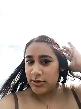 Mia skyy18 online show from 06/24/26, 06:07