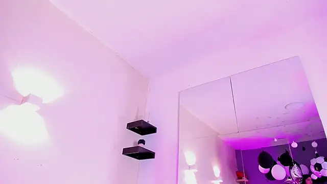 Valeria noir online show from 07/10/26, 12:08