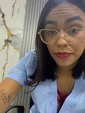 Snapshot of daniela-sexy chatting on 05/29/26, 03:43 daniela-sexy online show from 05/29/26, 03:43