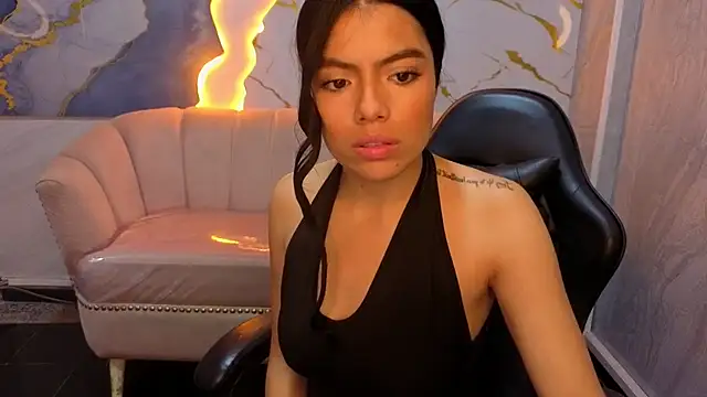  Charlottee b online show from 07/16/26, 12:55