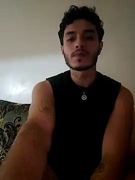 Snapshot of Thewildaliii0 chatting on 04/21/26, 10:56 Thewildaliii0 online show from 04/21/26, 10:56