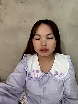 Snapshot of Mina_xYx chatting on 04/19/26, 06:10 Mina xYx online show from 04/19/26, 06:10