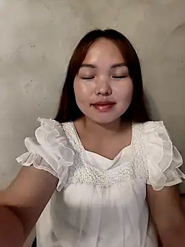 Snapshot of Mina_xYx chatting on 04/29/26, 05:30 Mina xYx online show from 04/29/26, 05:30
