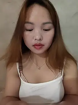 Mina xYx online show from 06/19/26, 01:43