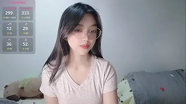 Snapshot of oblakitty_ chatting on 03/23/26, 01:31 oblakitty online show from 03/23/26, 01:31