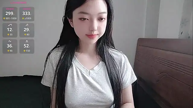Snapshot of oblakitty_ chatting on 05/10/26, 12:38 oblakitty online show from 05/10/26, 12:38