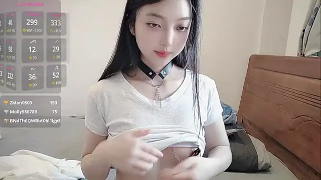 Snapshot of oblakitty_ chatting on 05/16/26, 10:36 oblakitty online show from 05/16/26, 10:36