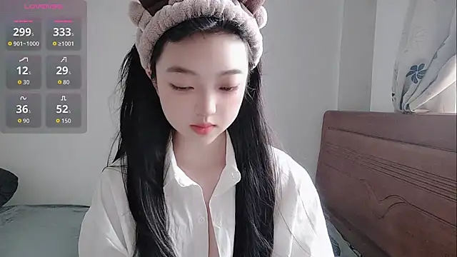 Snapshot of oblakitty_ chatting on 06/05/26, 12:50 oblakitty online show from 06/05/26, 12:50