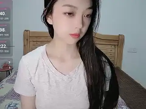 Snapshot of oblakitty_ chatting on 06/20/26, 11:29 oblakitty online show from 06/20/26, 11:29