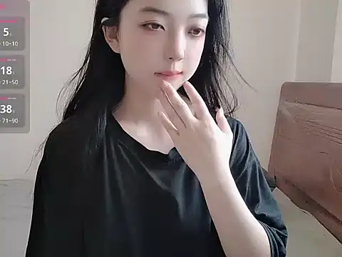 Snapshot of oblakitty_ chatting on 07/02/26, 10:32 oblakitty online show from 07/02/26, 10:32
